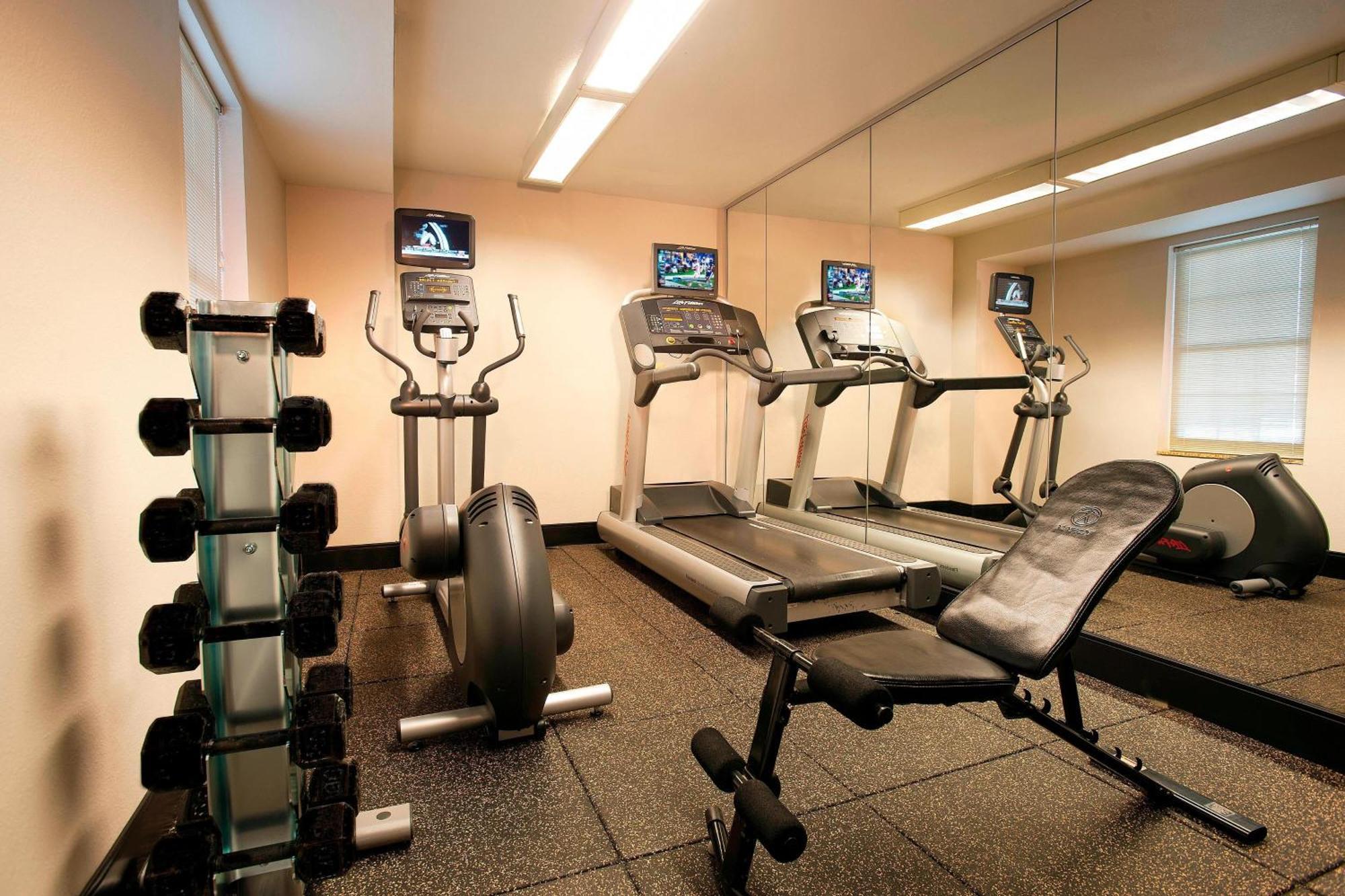 Towneplace Suites Dulles Airport Стерлинг Экстерьер фото