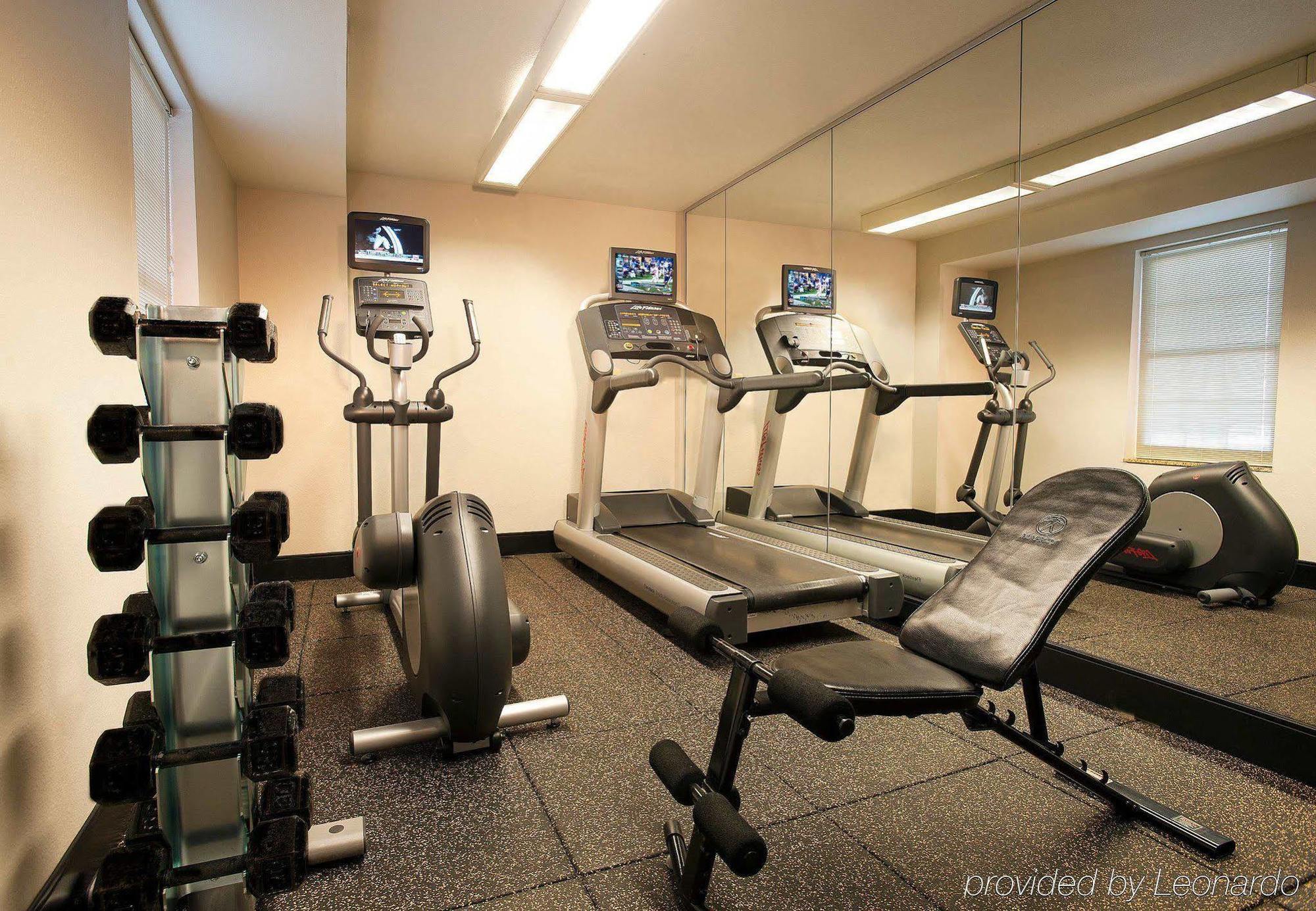 Towneplace Suites Dulles Airport Стерлинг Экстерьер фото